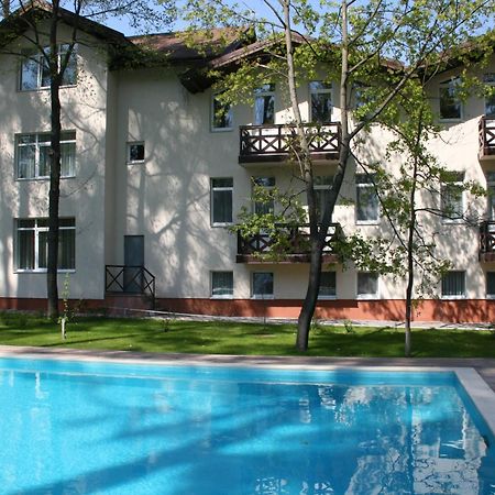 Viktoria Park Hotel Bucha Εξωτερικό φωτογραφία