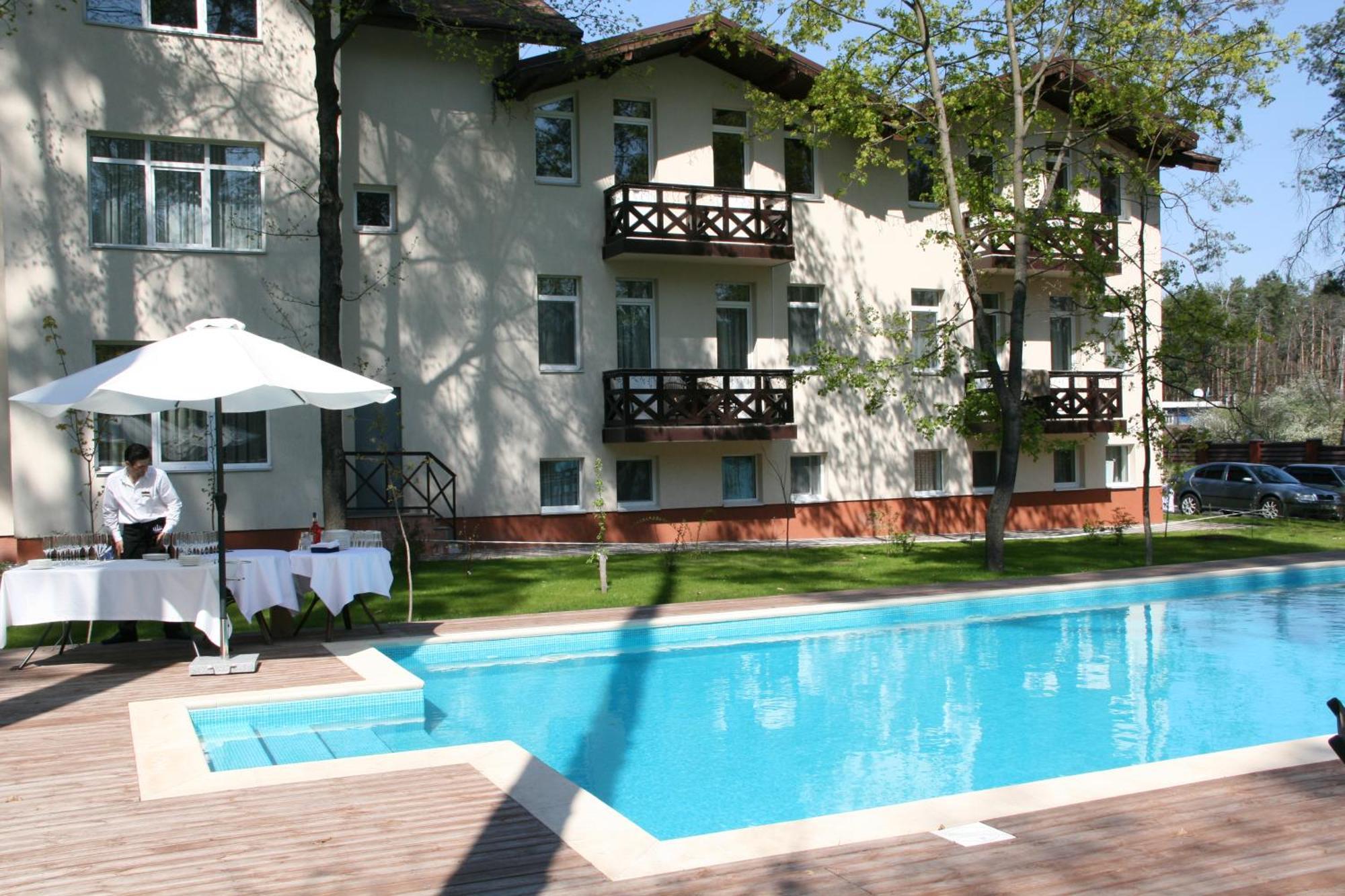 Viktoria Park Hotel Bucha Εξωτερικό φωτογραφία