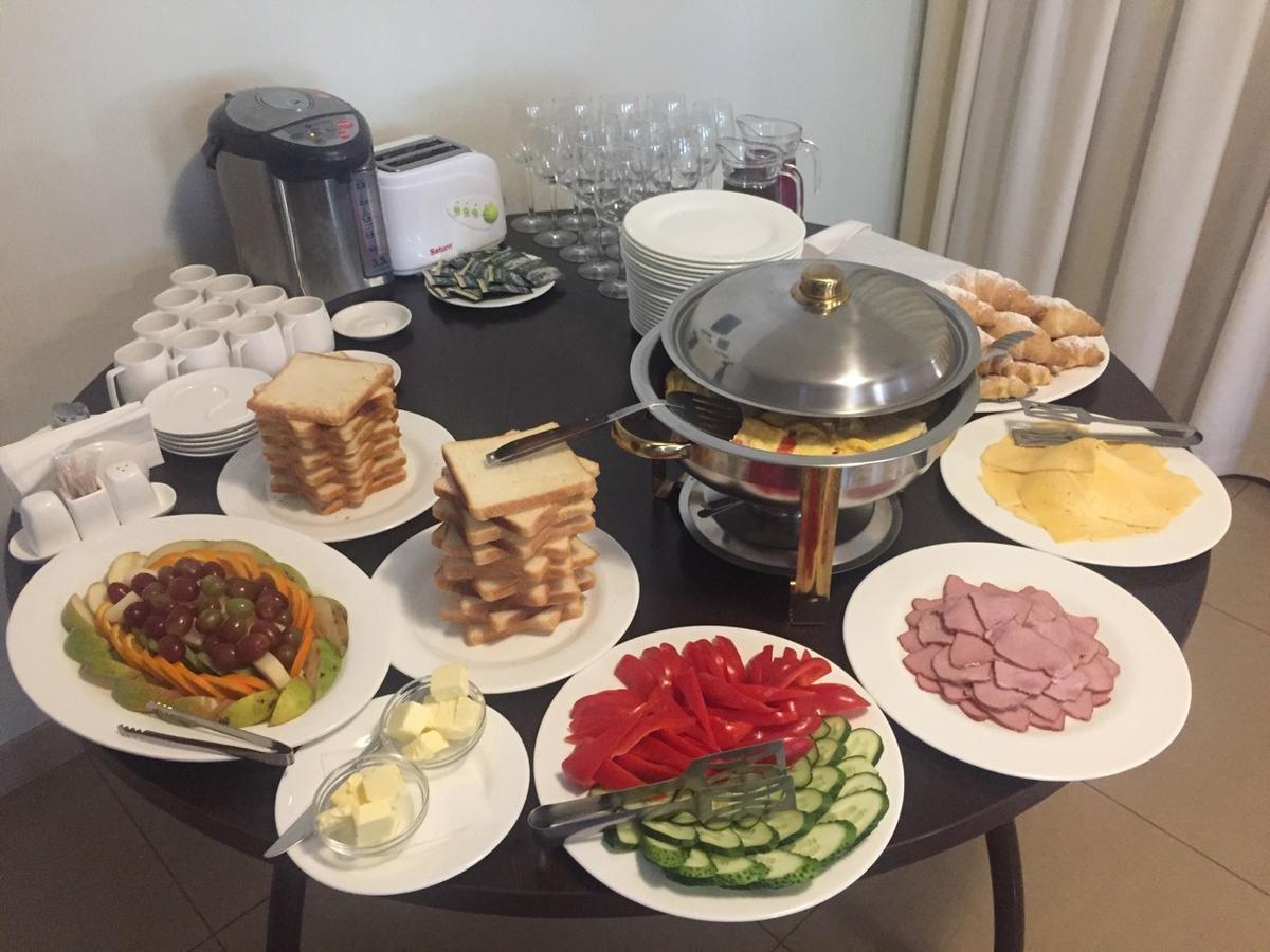 Viktoria Park Hotel Bucha Εξωτερικό φωτογραφία