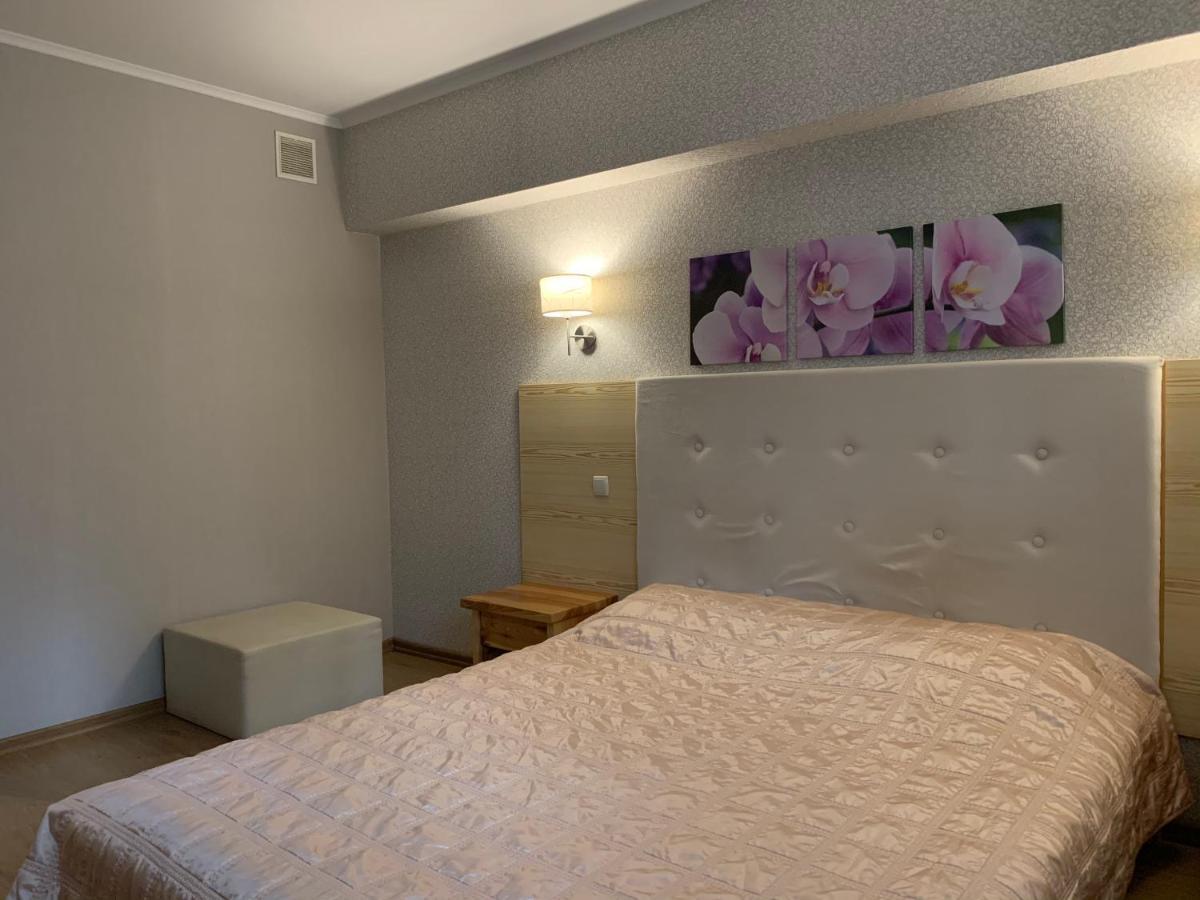 Viktoria Park Hotel Bucha Εξωτερικό φωτογραφία