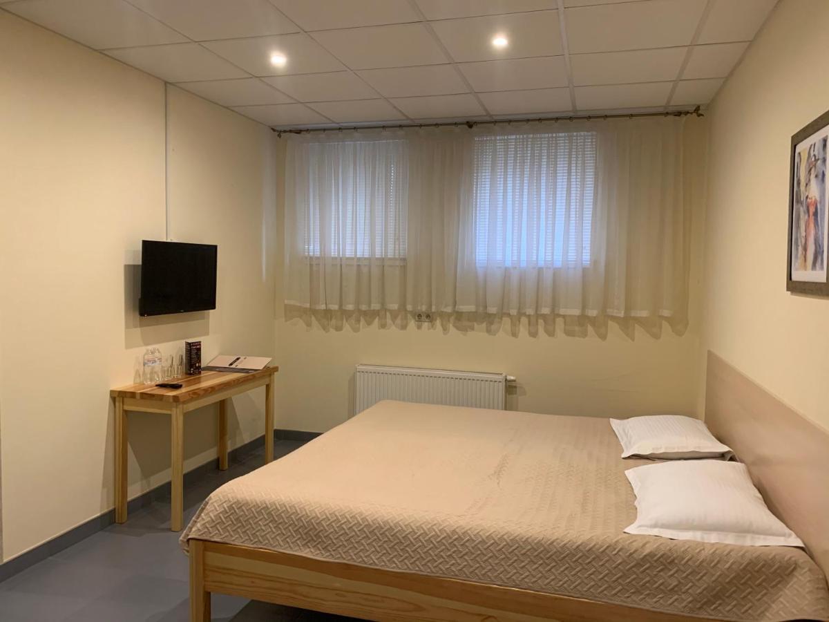 Viktoria Park Hotel Bucha Εξωτερικό φωτογραφία