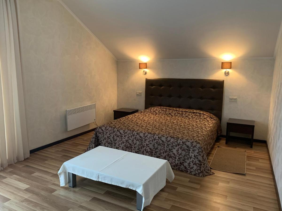 Viktoria Park Hotel Bucha Εξωτερικό φωτογραφία